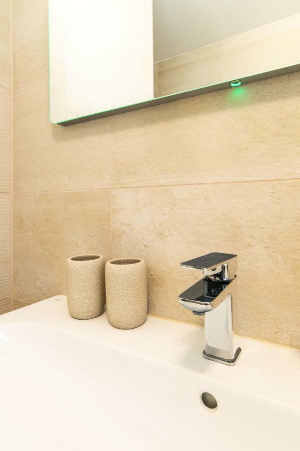Newly Renovated, Full Equipped And Quiet Apartment Trnawa Zewnętrze zdjęcie