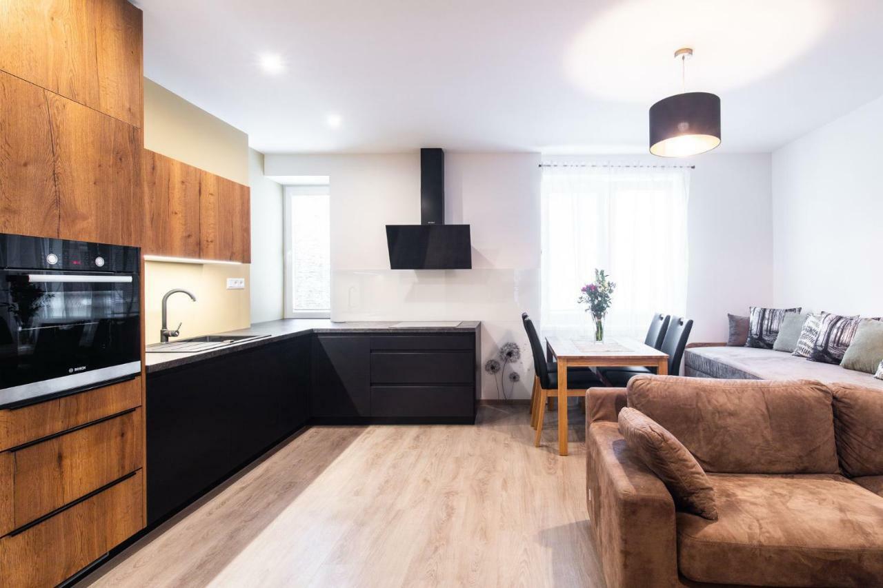 Newly Renovated, Full Equipped And Quiet Apartment Trnawa Zewnętrze zdjęcie